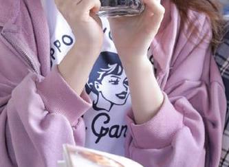 萌萌的官网蘑菇，17一起吃瓜分享我的不甜蜜经历！