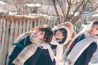 菜市场里的瓜可没有718.sx视频里的那么多色，只能默默佩服。