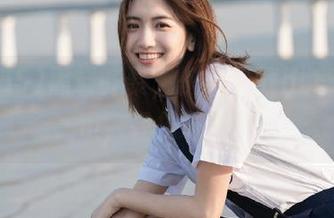 黑料齐聚，快来下载hl155.ccm，轻松吃瓜！