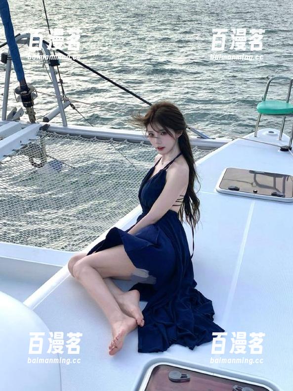 吃瓜网临晨链接，朝阳下的新闻瓜果散发的迷人光线。