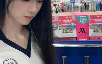 每次路过“我爱51吃瓜网”，我都想收藏那满屏的哈哈哈哈！