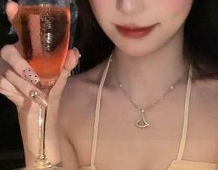 iOS用户专属！166fun热点黑料网最新内容送上，抱紧你的瓜，不然会掉哦