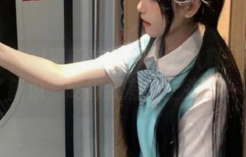 更新来了！黑哥扒料又给我喂了新瓜，吃得我有点上头啊……
