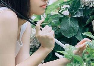 日常更新的黑料不打烊tttzzz668.suapp，在线下载有点儿像不断刷新的八卦新闻！