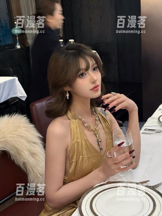 黑料不打烊 一不小心被黑料不打烊的翡翠手镯吸引了,网址也太不节制了吧!