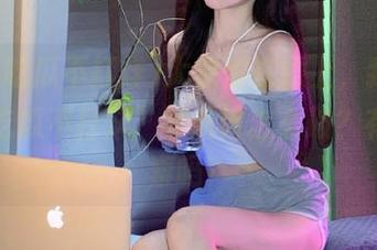 大家都在线上，我的“黑料吃瓜不打烊”导航该怎么破？有根线索吗？