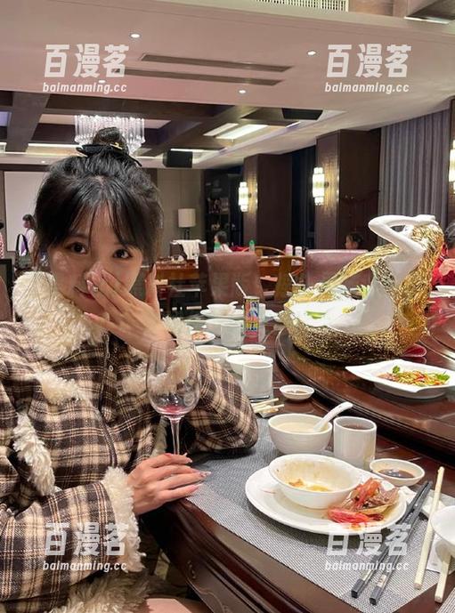 黑料社 黑料社苹果版,摇头晃脑也能学会如何吃得更香!