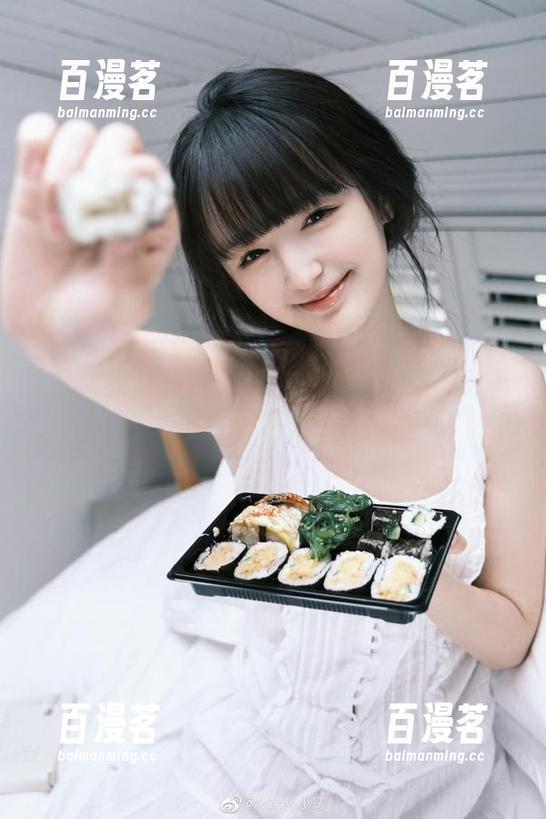 黑料社 黑料社在线白月光的烦恼:太亮了,咋整?