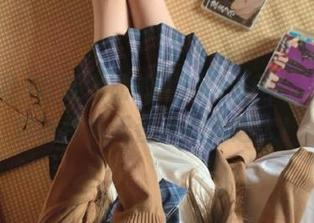 吱吱滑动的黑料社App，免费内容让你每天都是八卦达人！